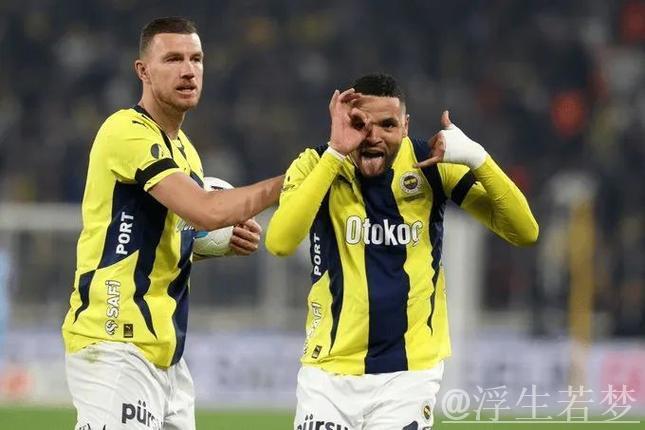 穆帅68天不败达成7连胜!再批裁判:本可领先9分 穆帅68天不败达成7连胜!再批裁判:本可领先9分